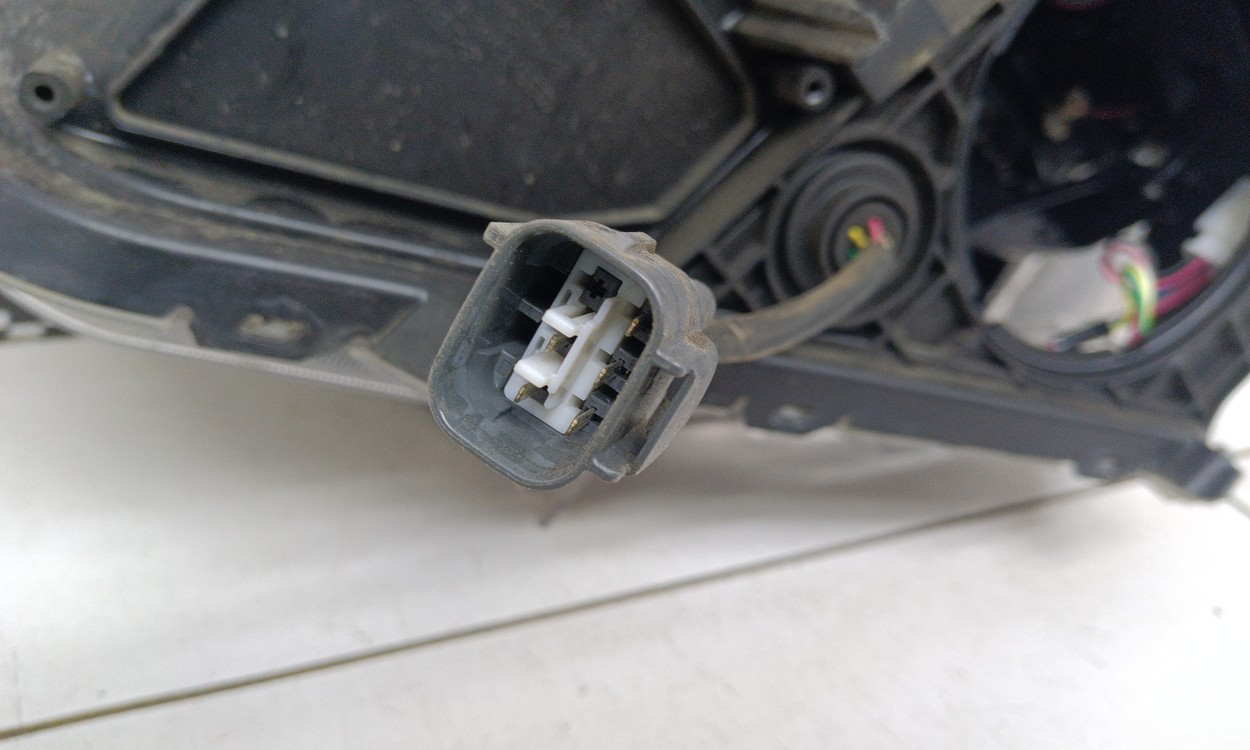 Фара передняя правая Toyota RAV4 CA40 Restail LED