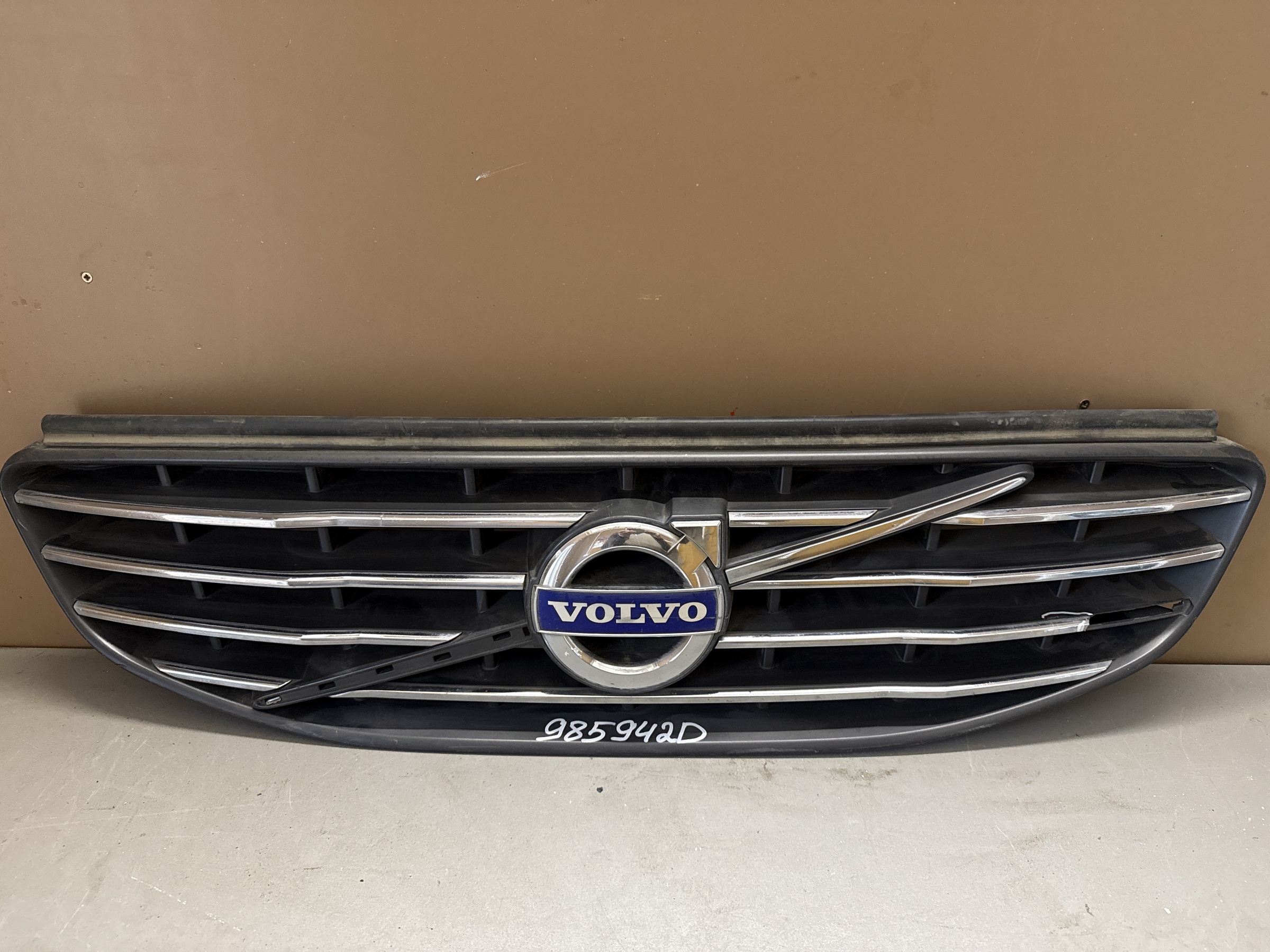 Решетка радиатора Volvo XC60 1 Restail