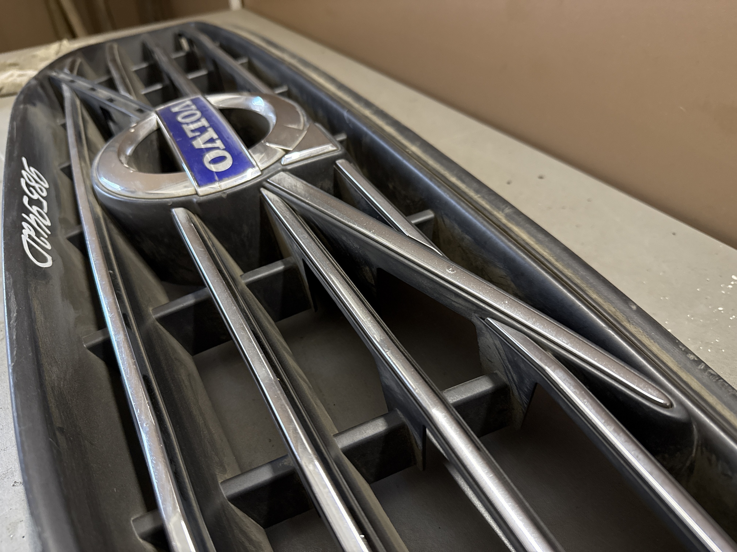 Решетка радиатора Volvo XC60 1 Restail