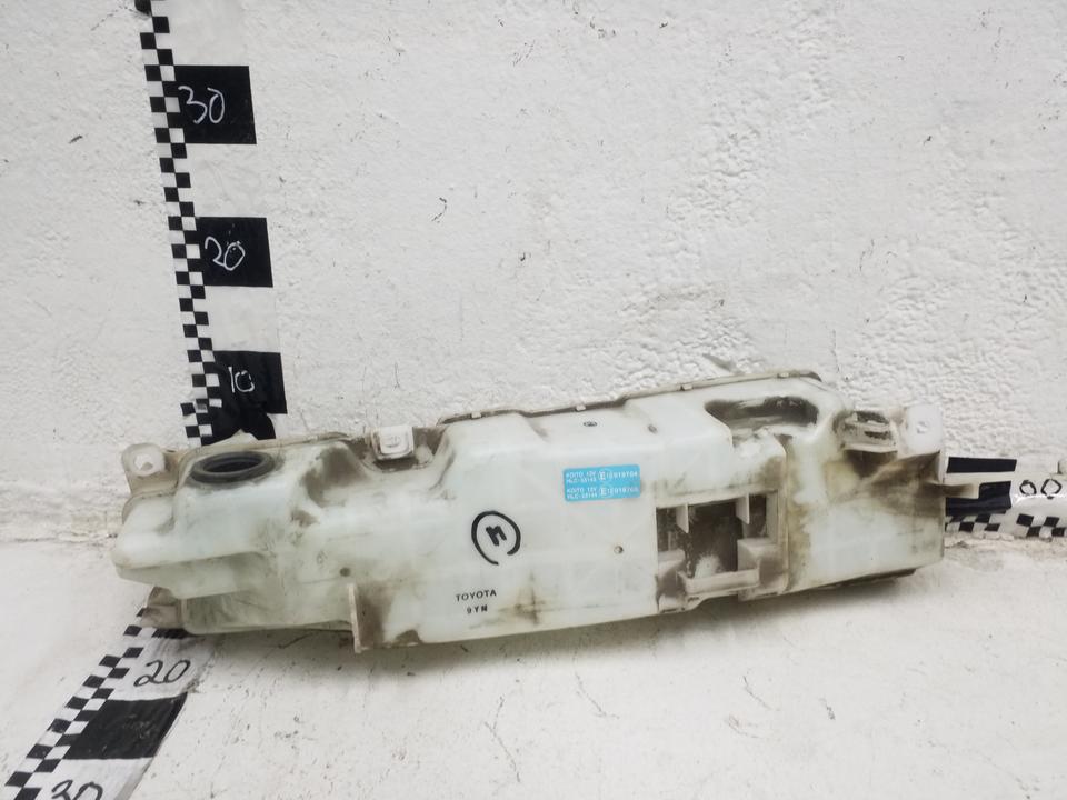Бачок омывателя Toyota Land Cruiser 200 Restail 1