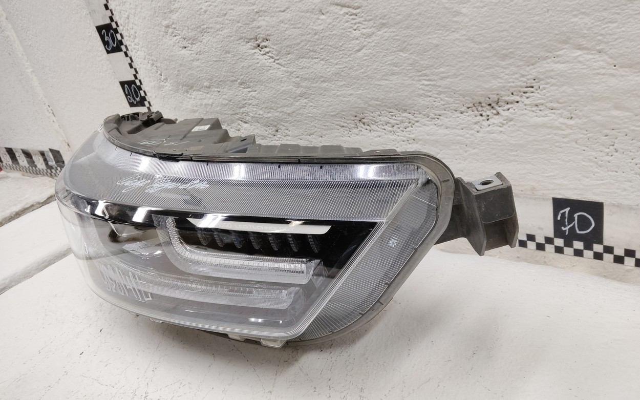 Фара передняя правая Chery Tiggo 8 Pro LED