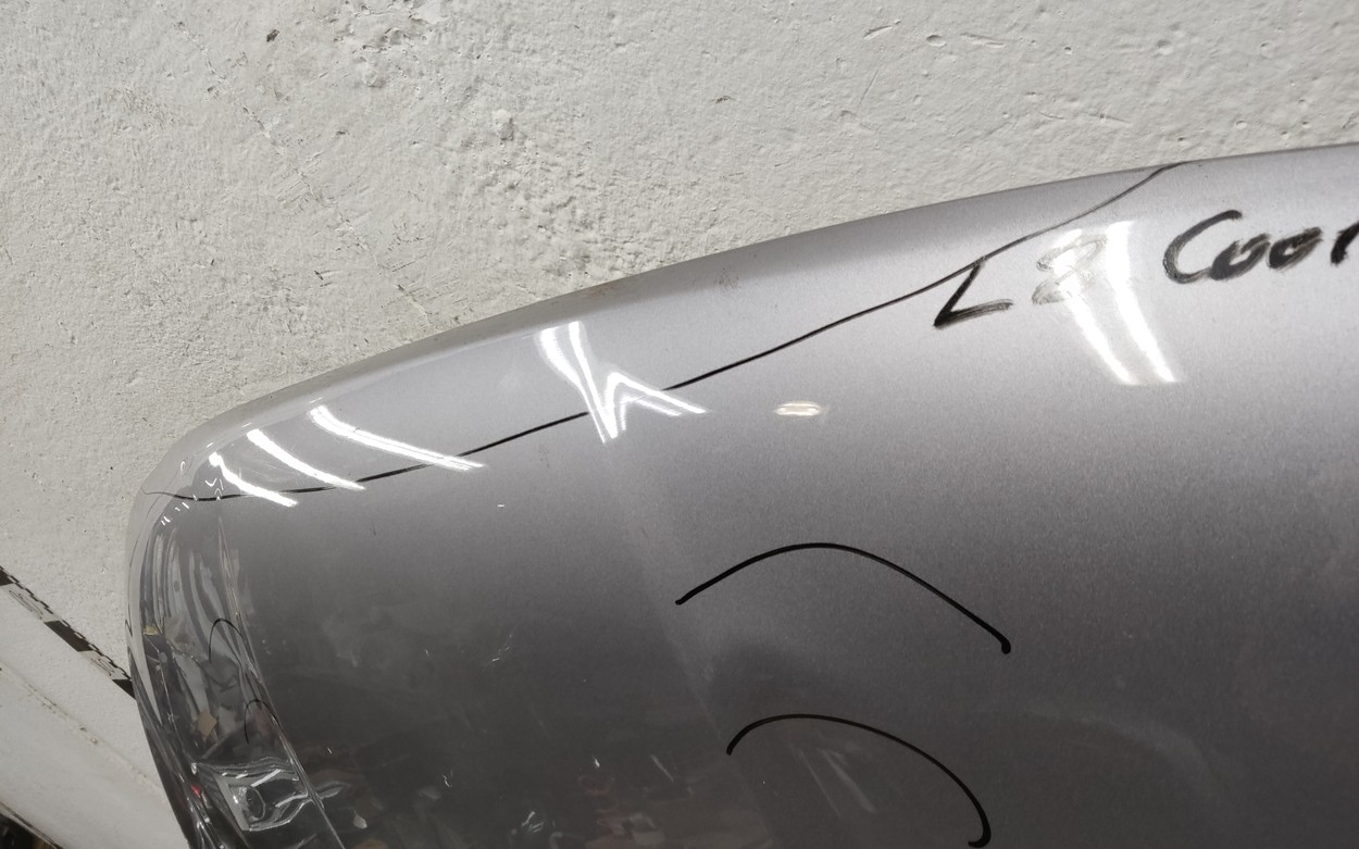 Капот Geely Coolray