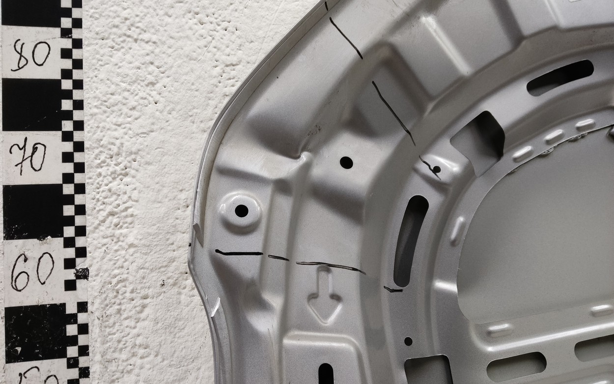 Капот Geely Coolray