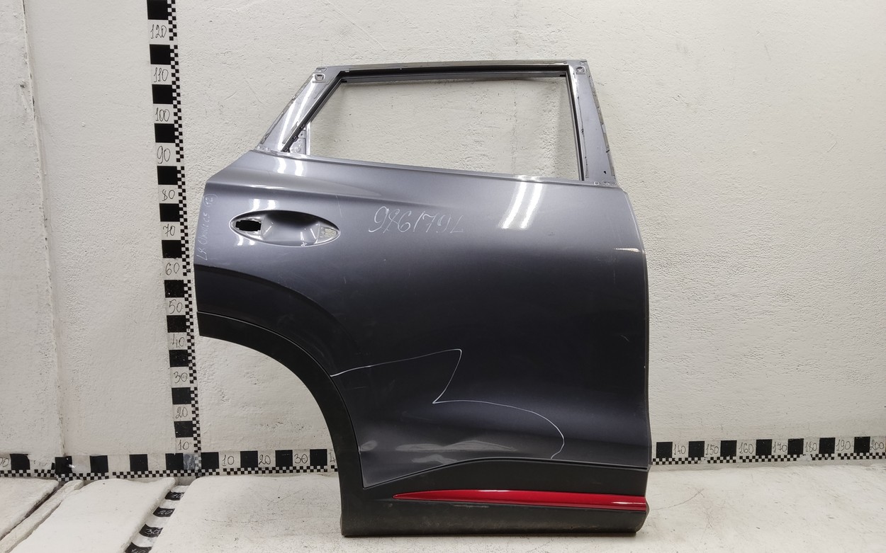 Дверь задняя правая Omoda C5