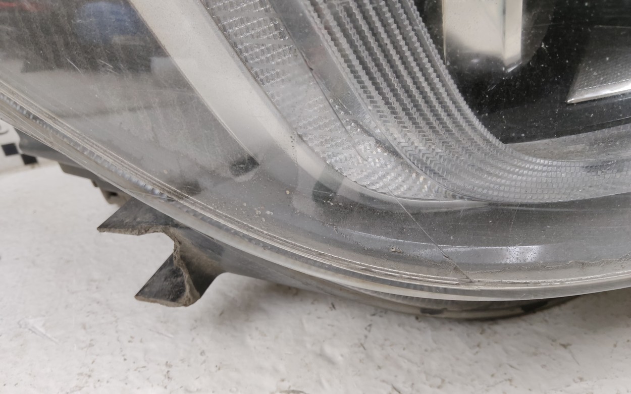 Фара передняя правая Chery Tiggo 8 Pro LED