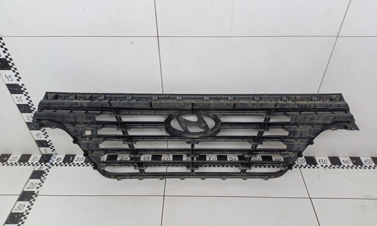 Решетка радиатора Hyundai H1 Grand Starex Restail 2