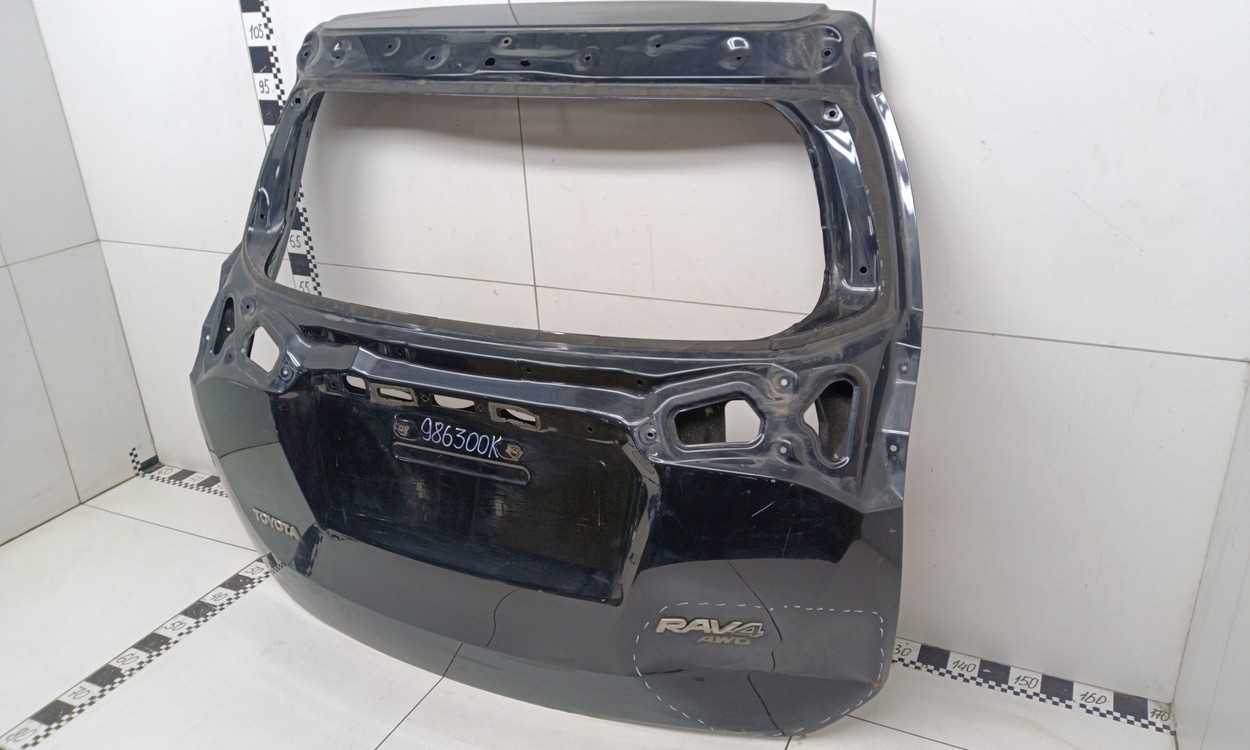 Крышка багажника Toyota RAV4 CA40