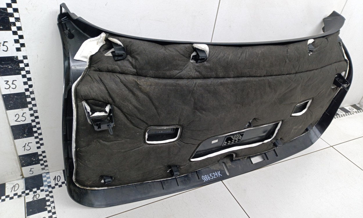 Обшивка крышки багажника BMW X6 F16