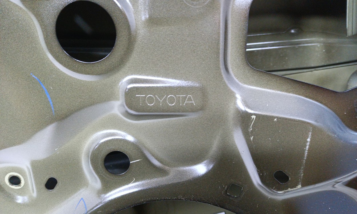 Дверь передняя левая Toyota Camry V70