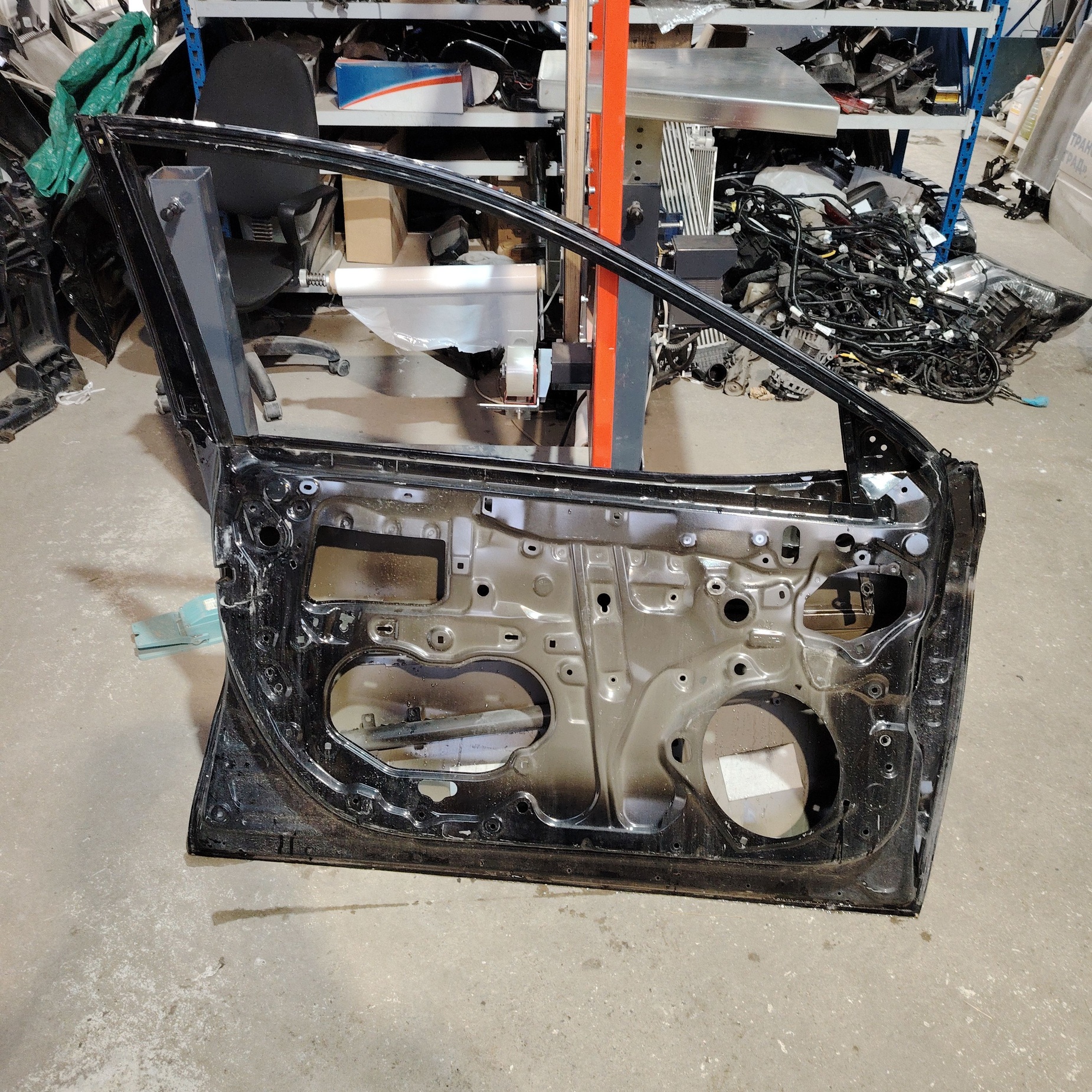 Дверь передняя левая Toyota Camry V70