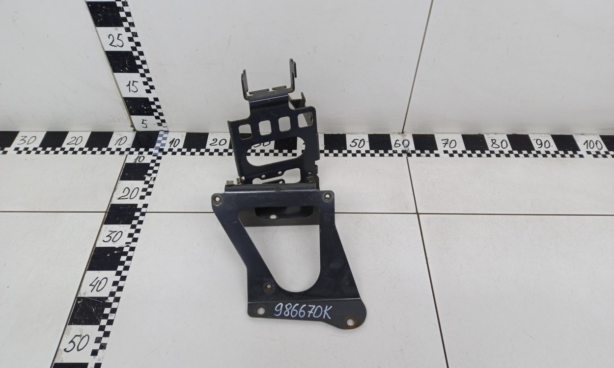 Кронштейн бака Adblue Volvo FH 4