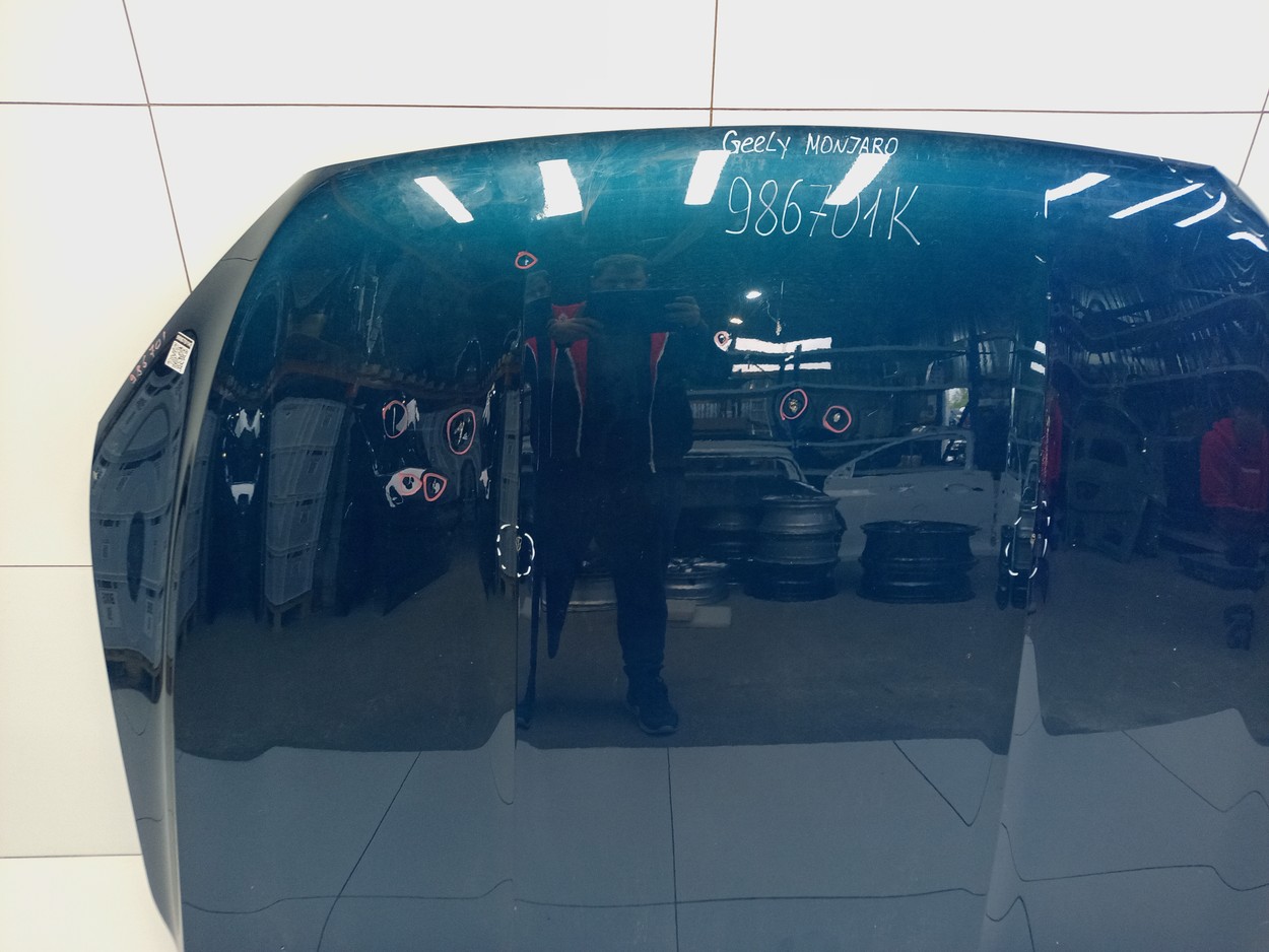 Капот Geely Monjaro