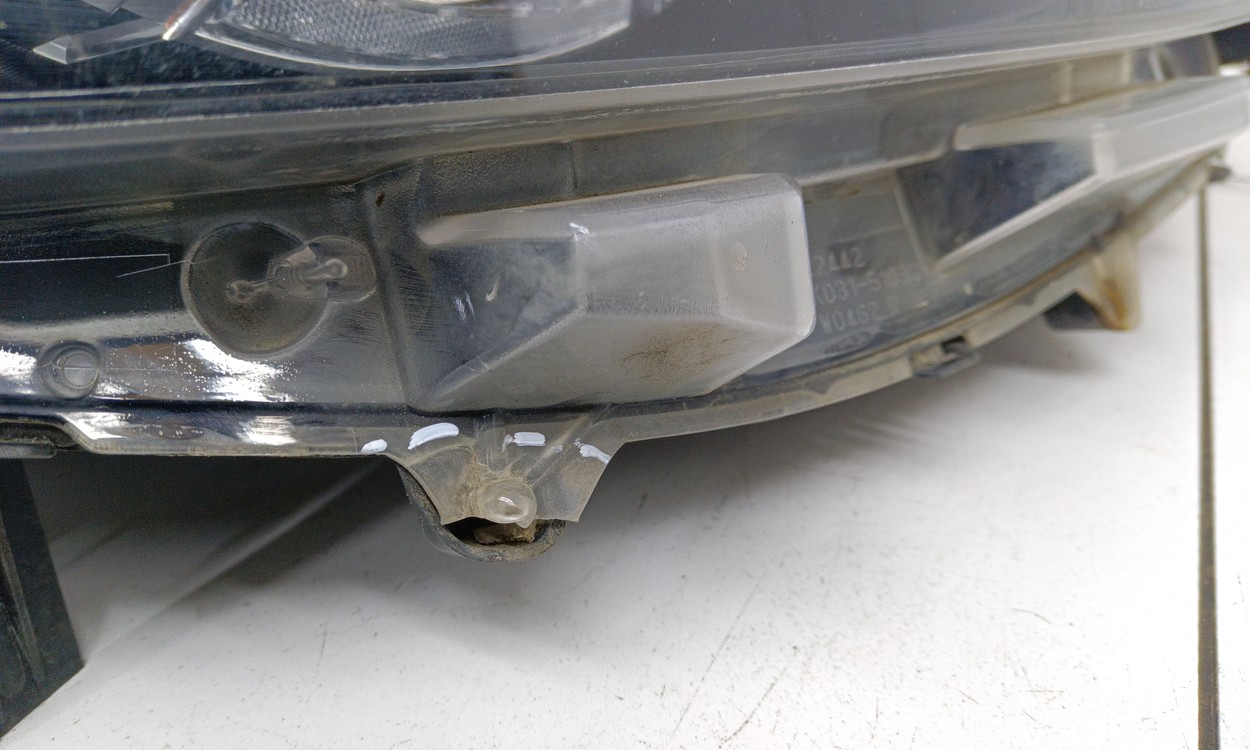 Фара передняя правая Mazda CX-5 1 Restail LED