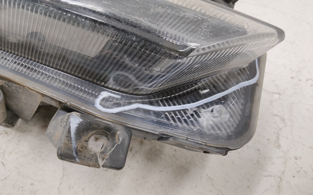 Фара ПТФ передняя правая Chery Tiggo 8 Pro LED