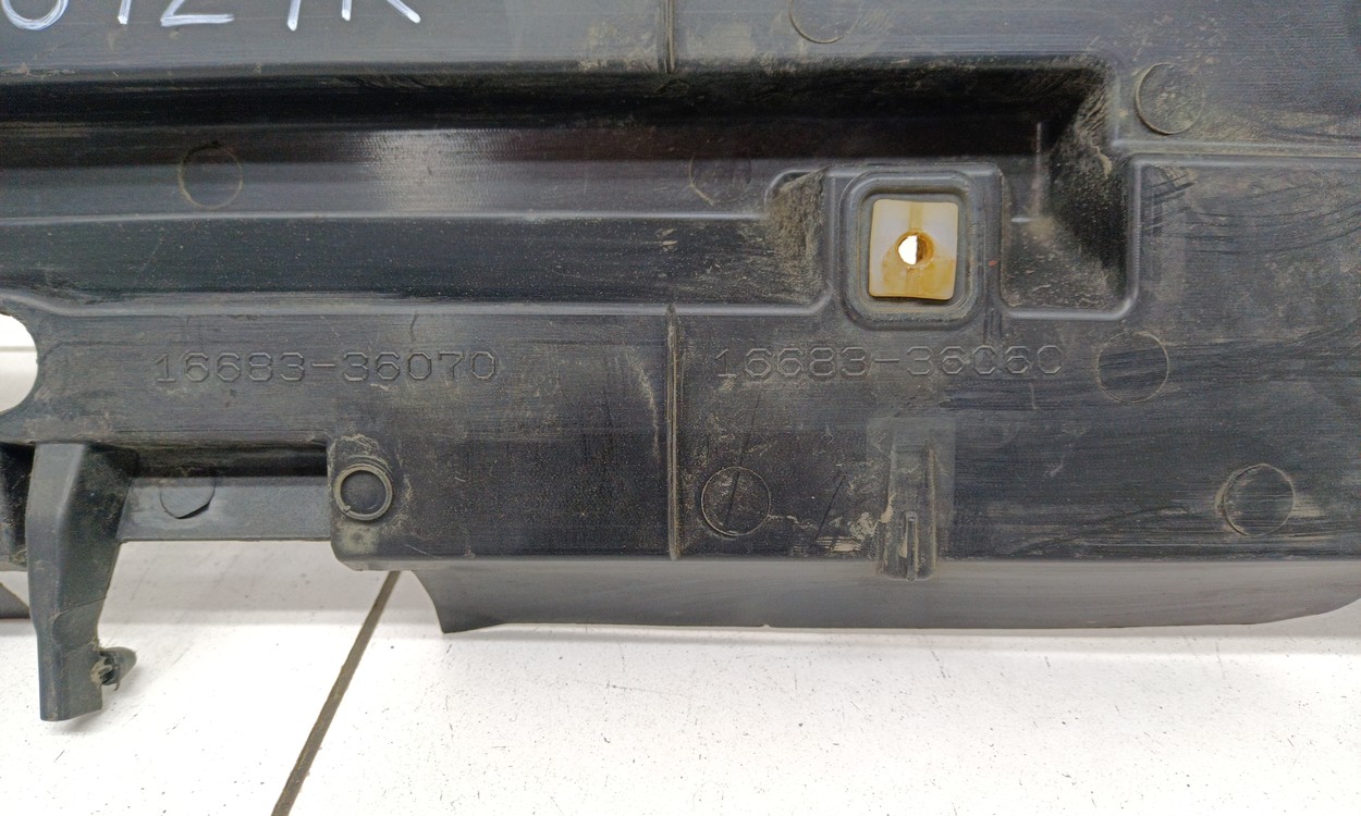 Дефлектор радиатора нижний Toyota RAV4 CA40 Restail