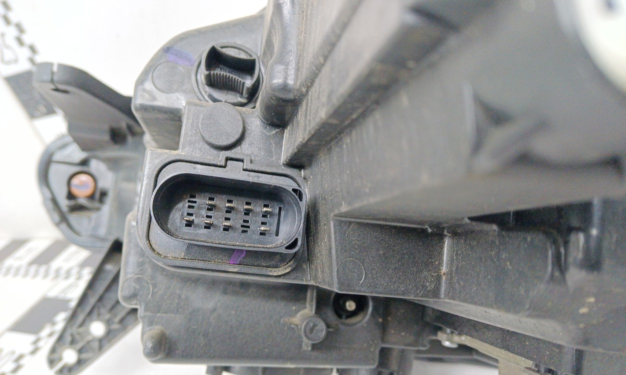 Фара передняя правая Chery Tiggo 7 Pro LED