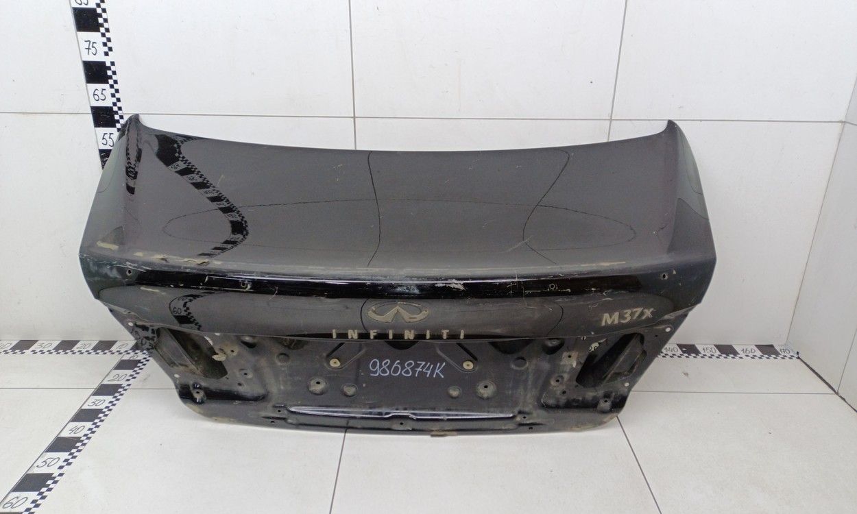Крышка багажника Infiniti M/Q70 Y51