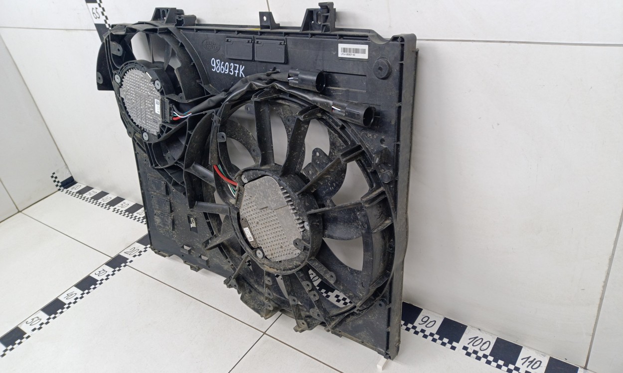 Диффузор вентилятора радиатора Land Rover Discovery 5 3.0L дизель
