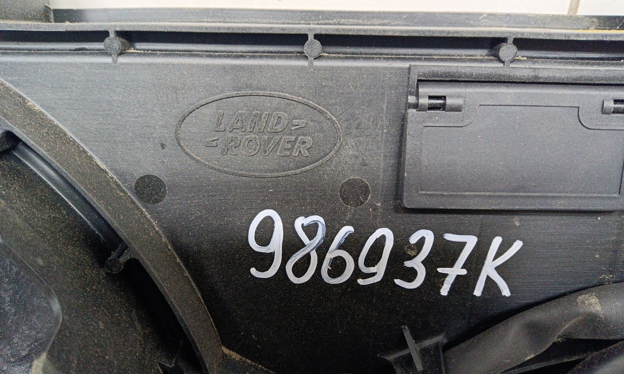 Диффузор вентилятора радиатора Land Rover Discovery 5 3.0L дизель