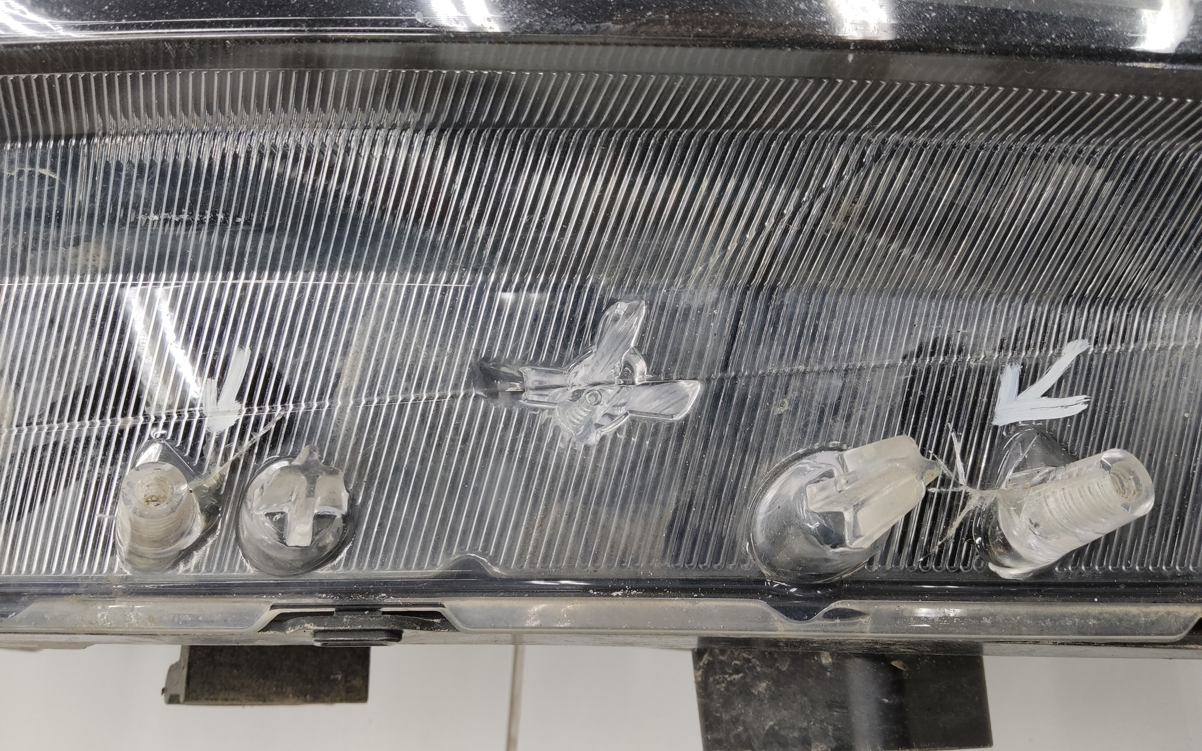 Фара передняя правая Kia Sorento 3 Restail LED