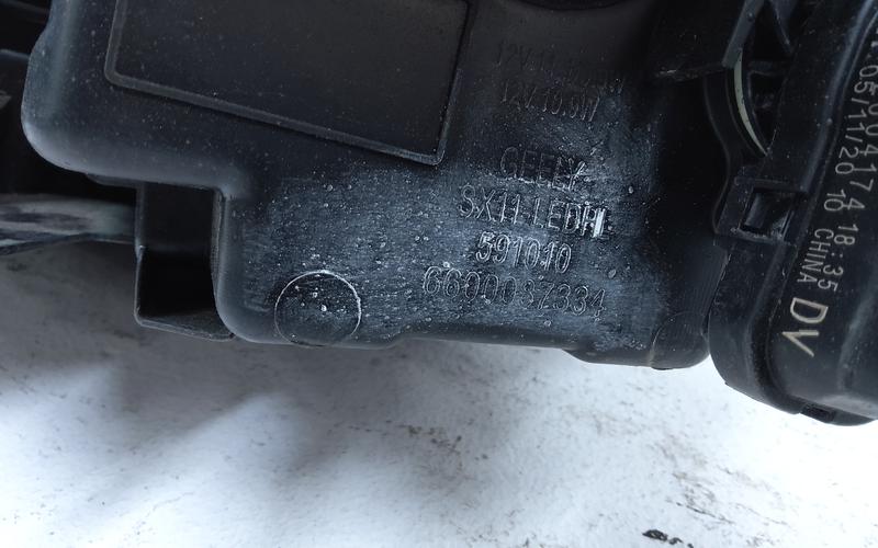 Фара передняя правая Geely Coolray LED