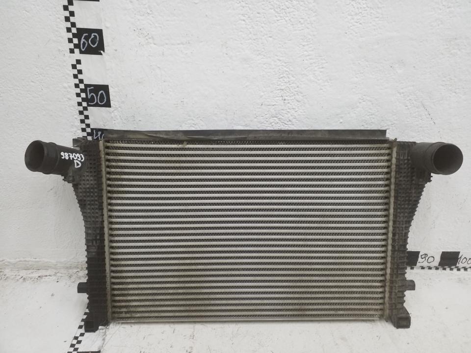 Радиатор турбины "интеркулер" Volkswagen Tiguan 2