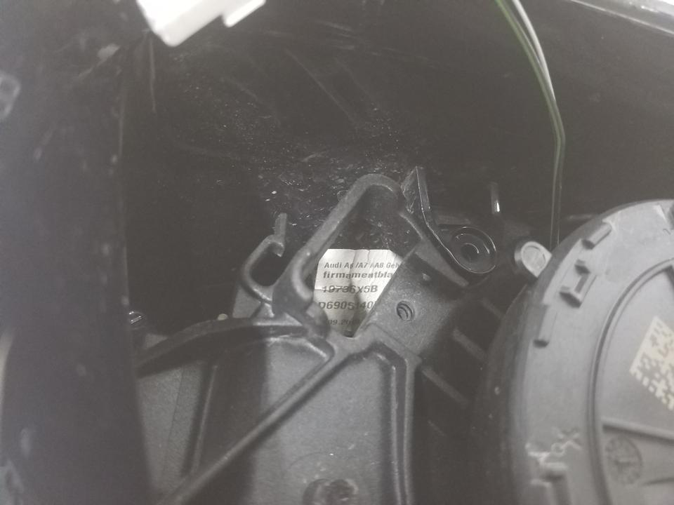 Зеркало правое Audi A8 D5 15 контактов