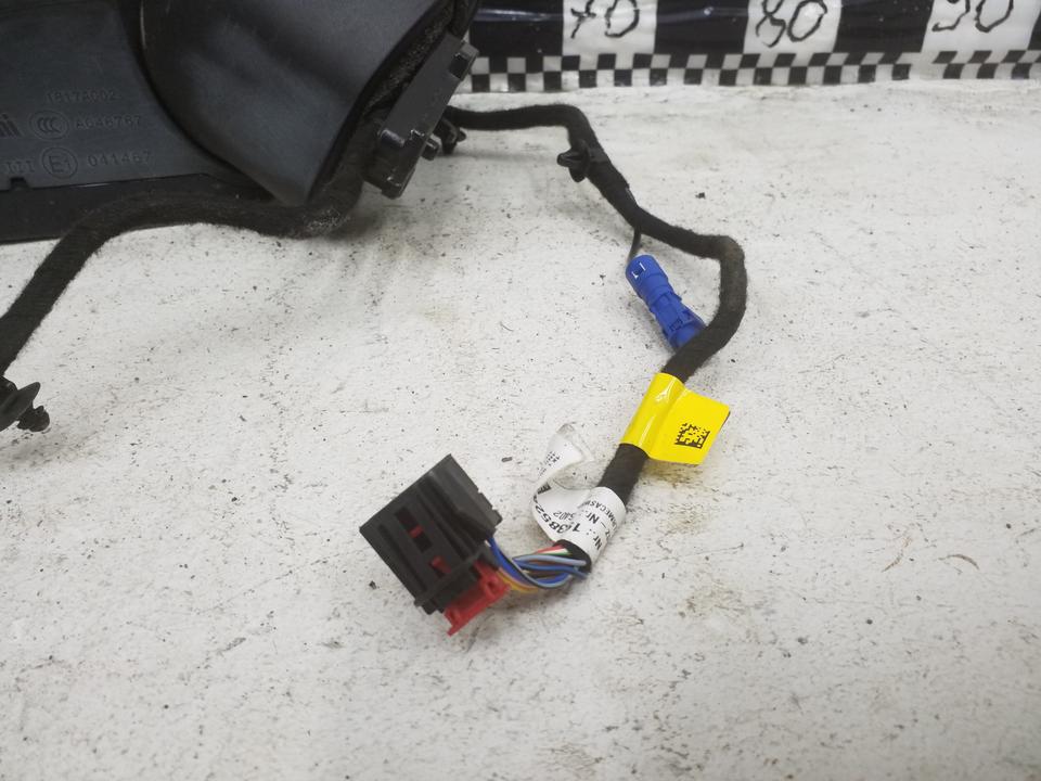 Зеркало правое Audi A8 D5 15 контактов