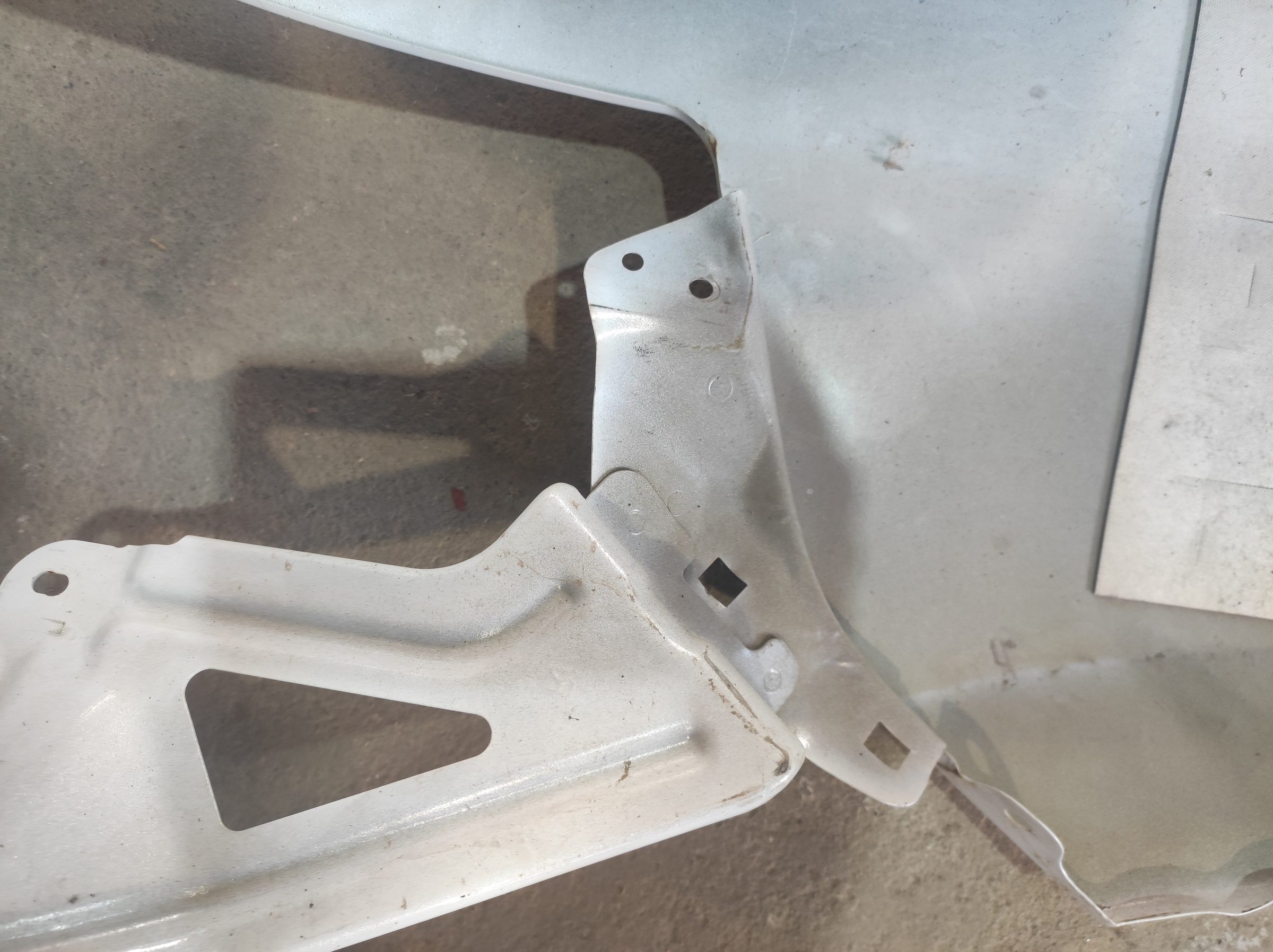 Крыло переднее правое Mitsubishi Outlander 3 Restail 2 без повторителя