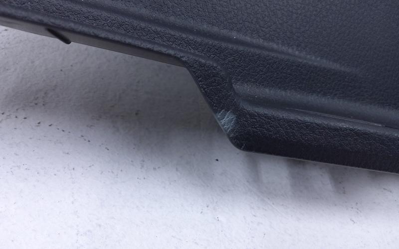 Обшивка задней панели Toyota Camry V70