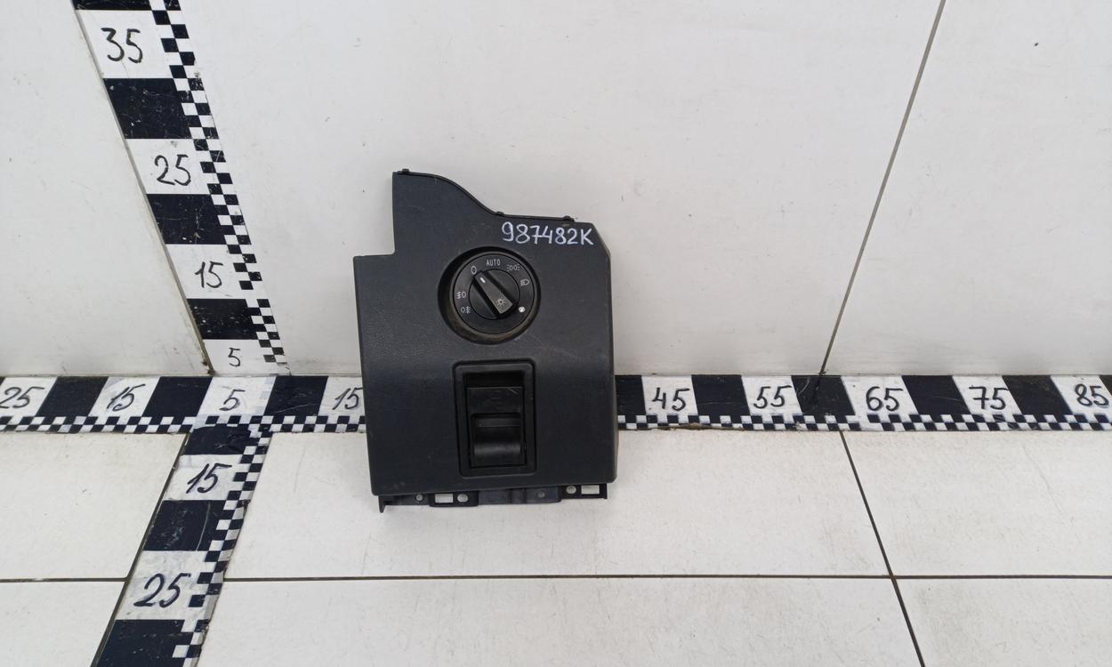 Накладка торпедо левая нижняя Sitrak C7H