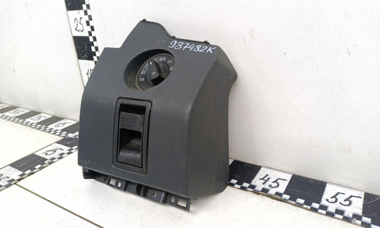 Накладка торпедо левая нижняя Sitrak C7H