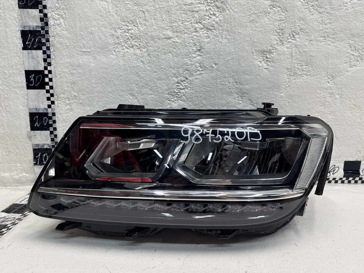 Фара передняя левая Volkswagen Tiguan 2 LED