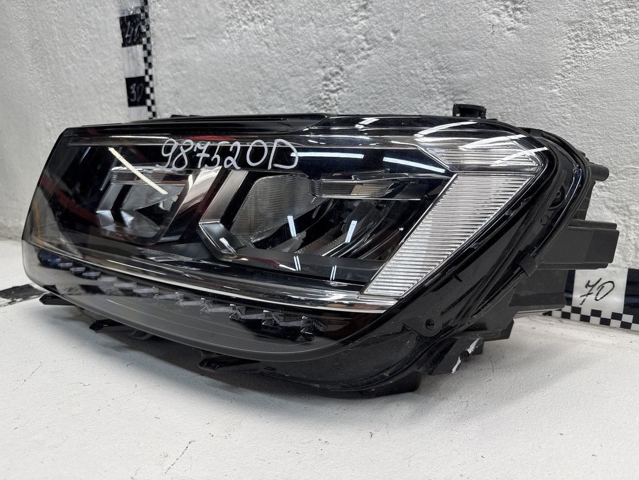 Фара передняя левая Volkswagen Tiguan 2 LED