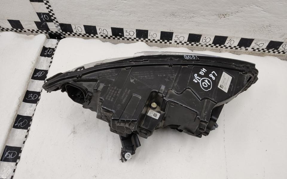 Фара передняя левая Volvo XC90 2 Full LED