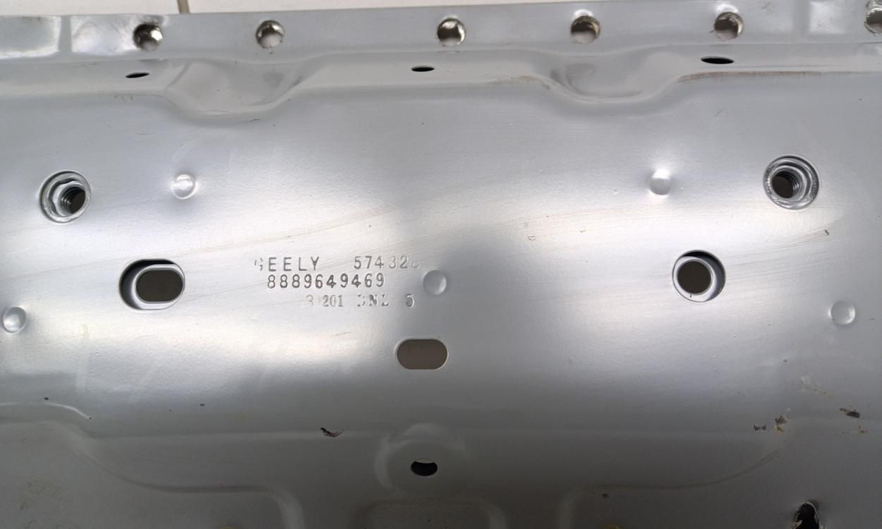 Панель задняя Geely Tugella