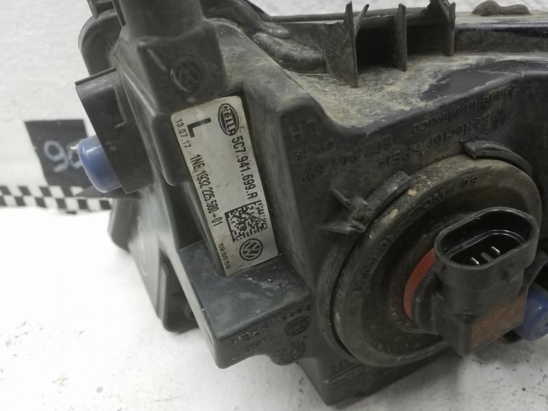 Фара ПТФ передняя левая Volkswagen Jetta 6 Restail