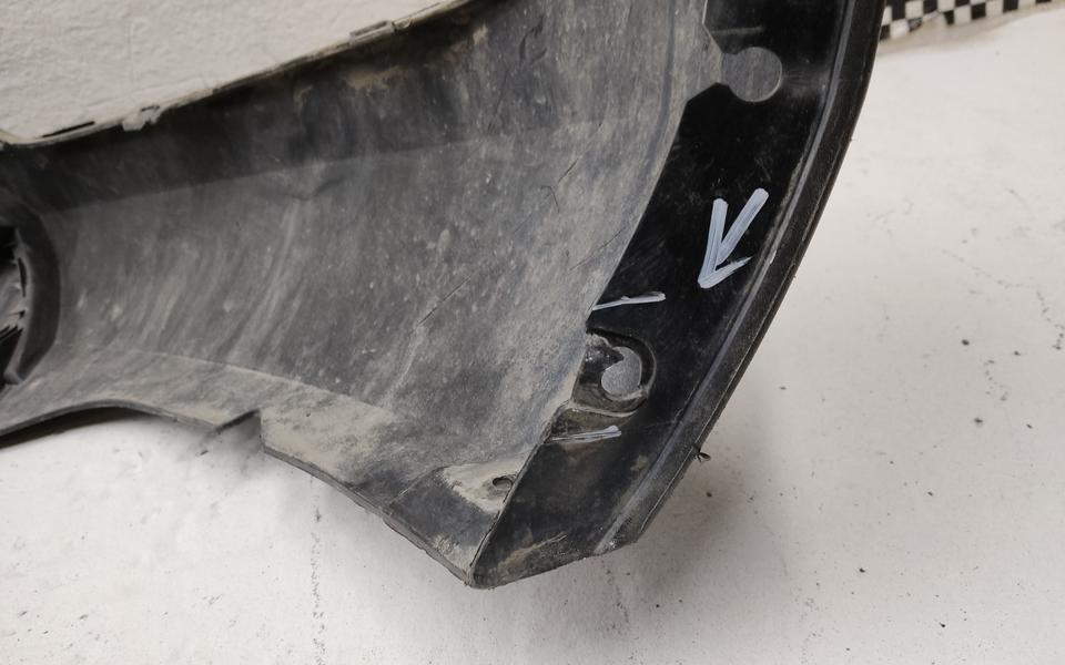 Юбка переднего бампера Volvo XC40