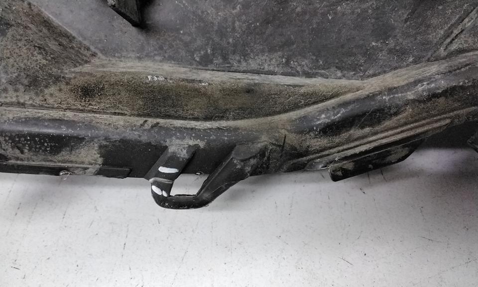 Корпус фары передней правой Toyota Camry V70
