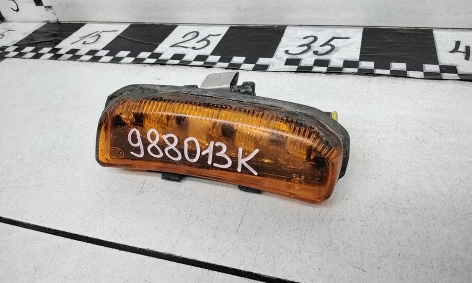 Повторитель поворота на брызговике правый LED Scania 6 R Series
