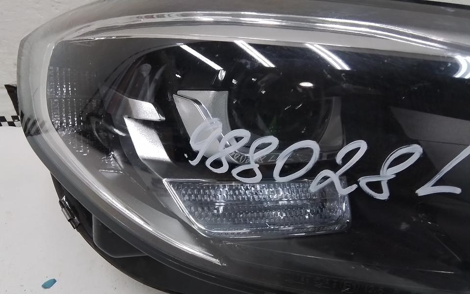 Фара передняя правая BMW 3er G20 LED