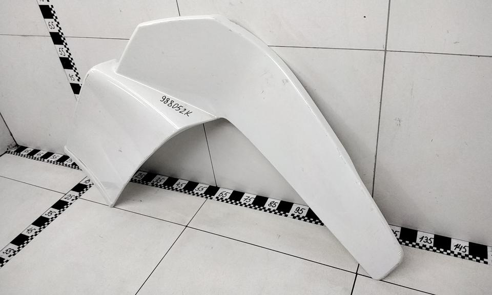 Дефлектор кабины правый верхний Sitrak C7H