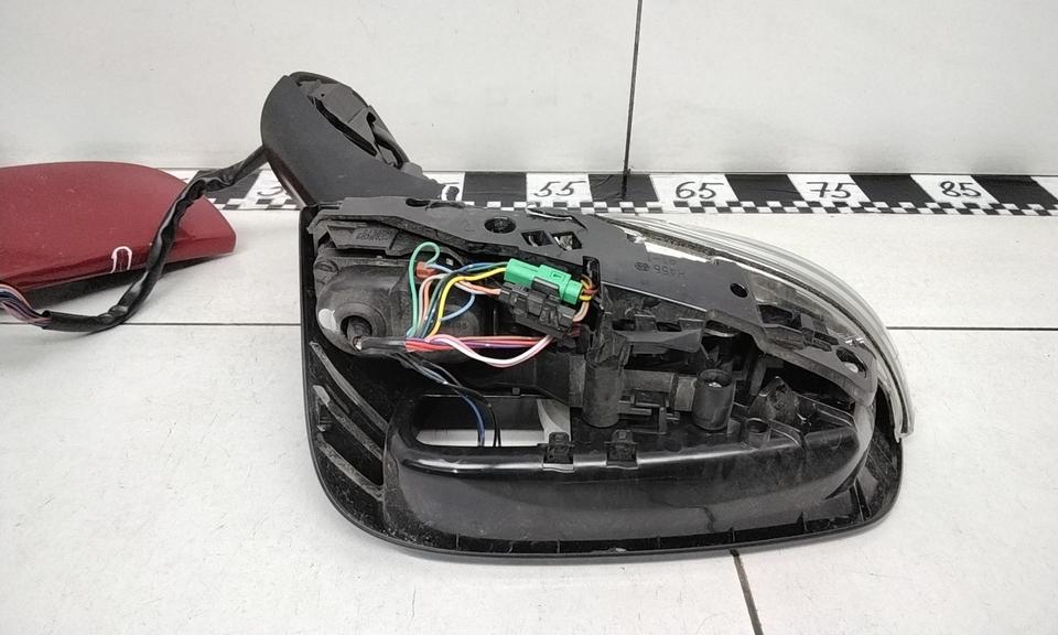 Зеркало правое Toyota RAV4 XA50 16 контактов