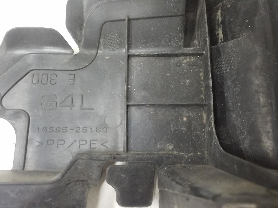 Дефлектор радиатора левый Toyota Camry XV70 Restail