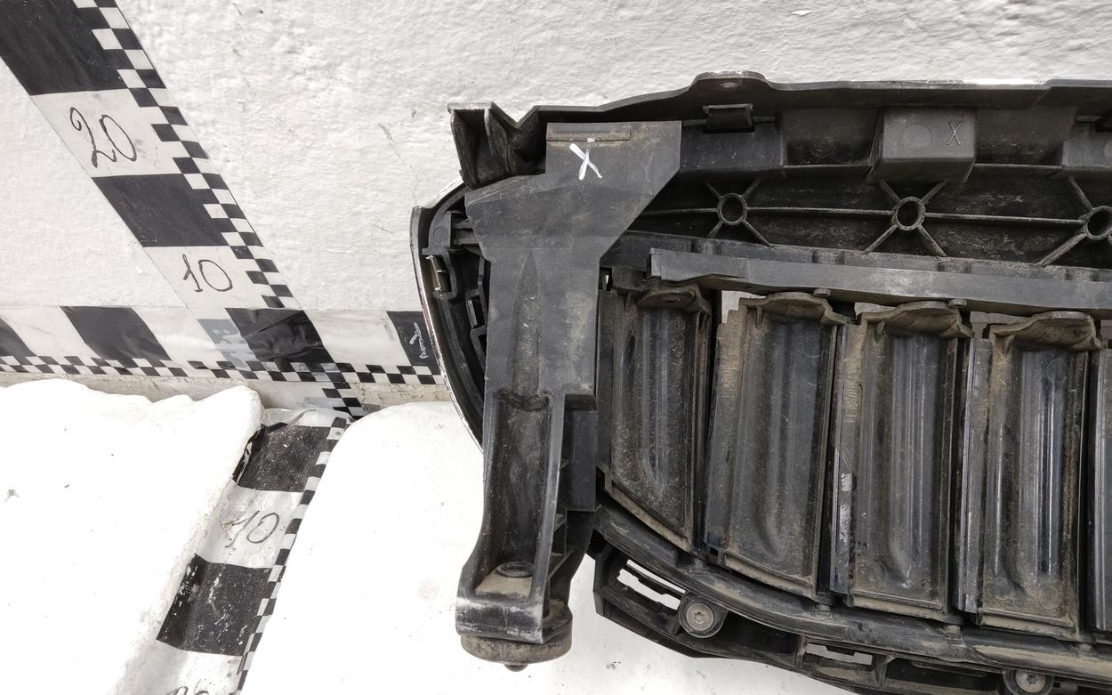 Жалюзи воздуховода решётки радиатора BMW 3er G20 черные