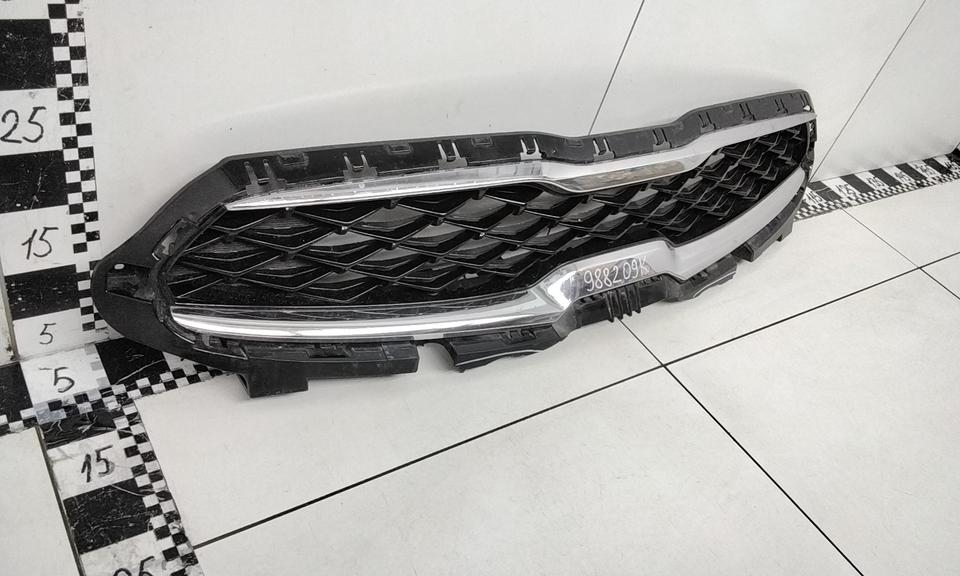 Решетка радиатора Kia Cerato 4
