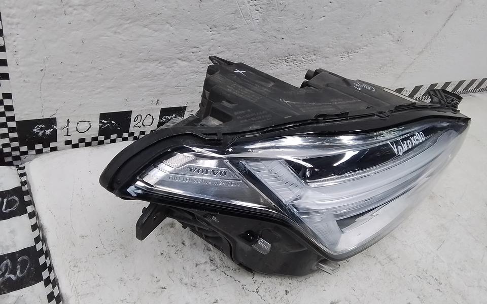 Фара передняя правая Volvo XC90 2 Full LED