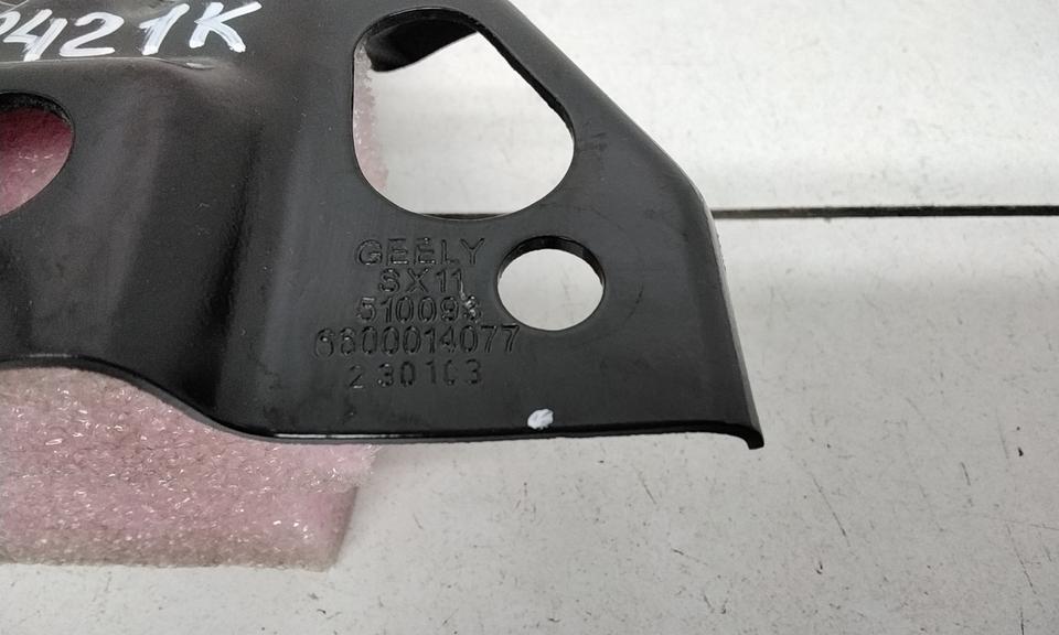 Кронштейн замка капота Geely Coolray