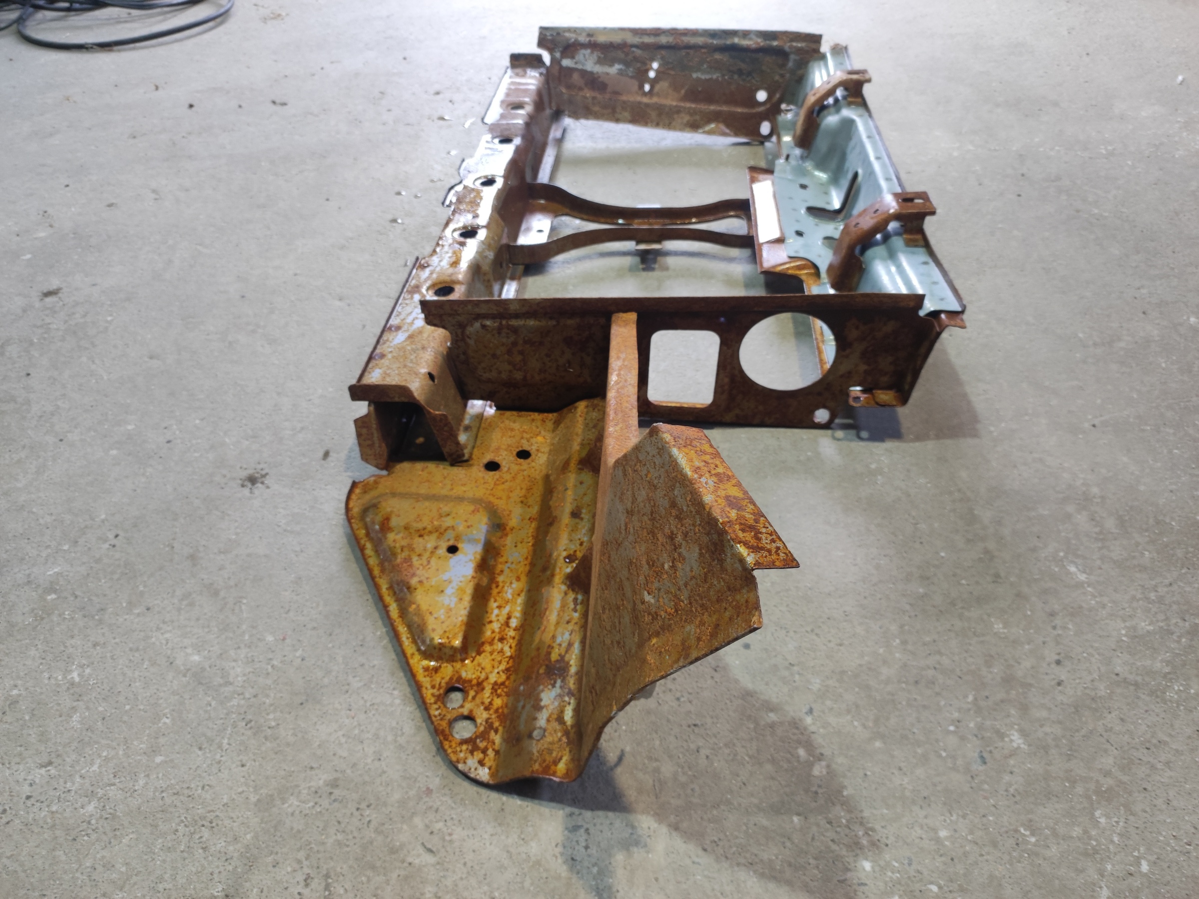 Панель передняя UAZ Profi