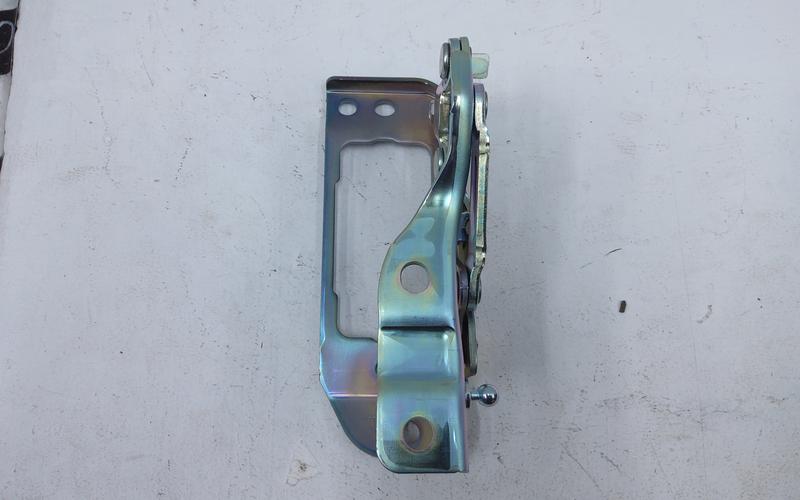 Петля капота левая Hyundai Santa Fe 3